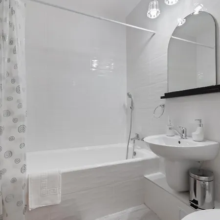 Rose Powder Studio Apartment